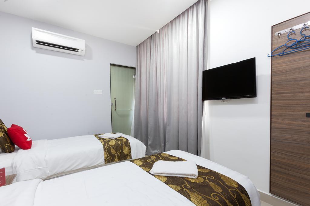 שאה אלאם D'Metro Hotel מראה חיצוני תמונה