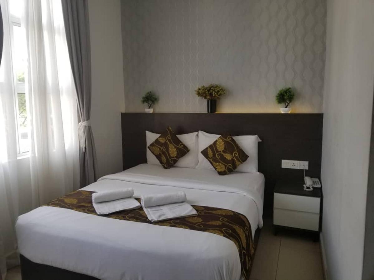 שאה אלאם D'Metro Hotel מראה חיצוני תמונה