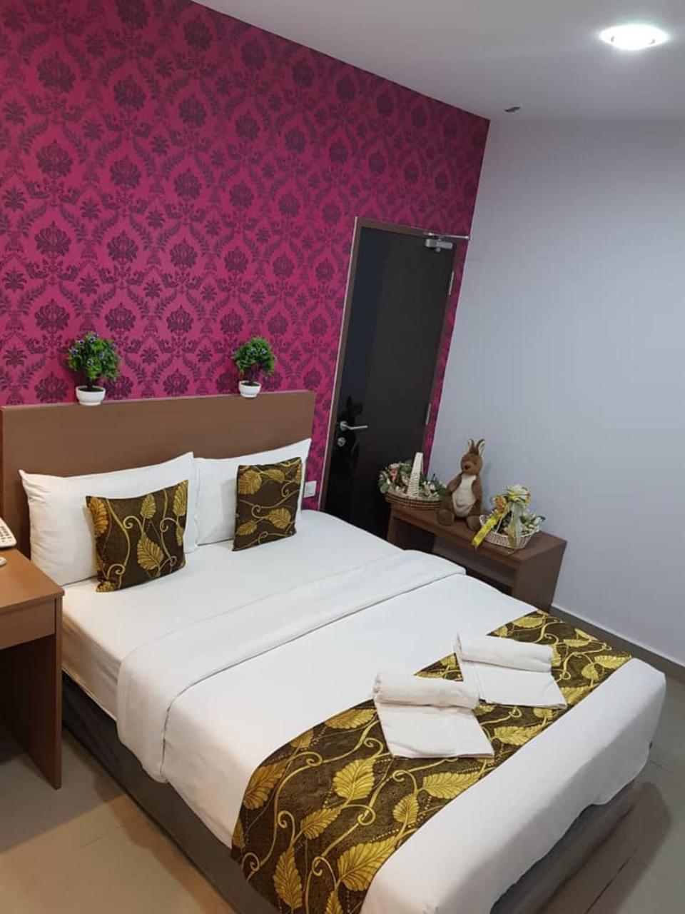 שאה אלאם D'Metro Hotel מראה חיצוני תמונה