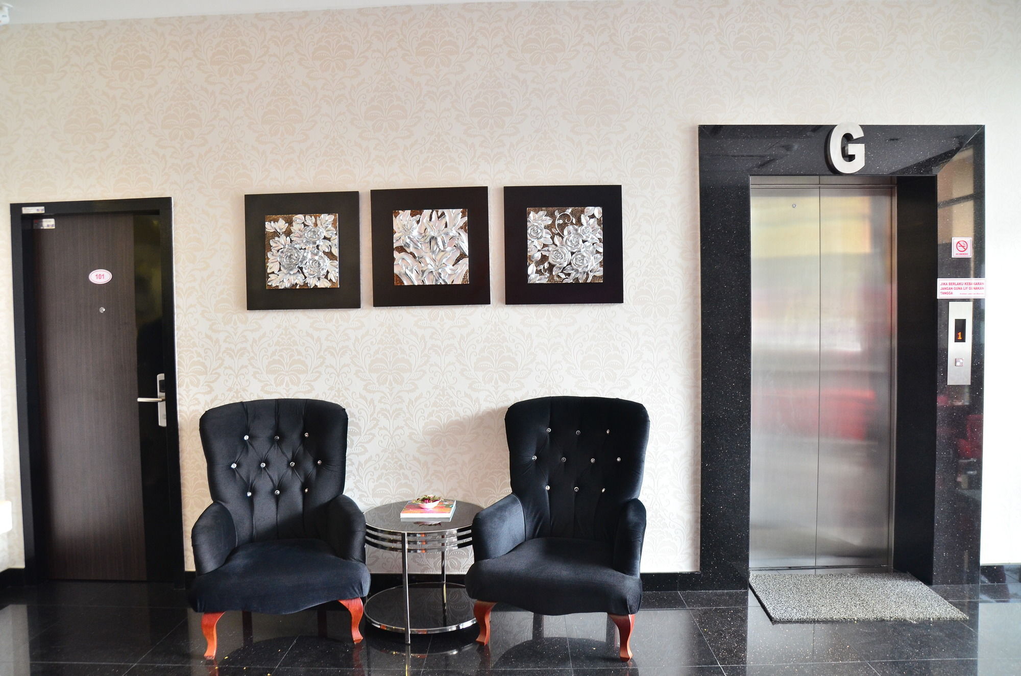 שאה אלאם D'Metro Hotel מראה חיצוני תמונה