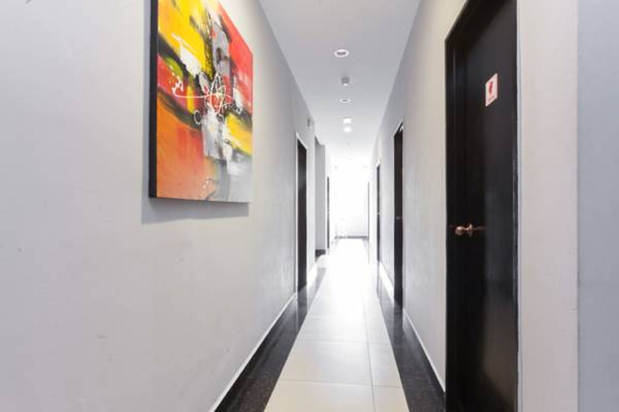 שאה אלאם D'Metro Hotel מראה חיצוני תמונה