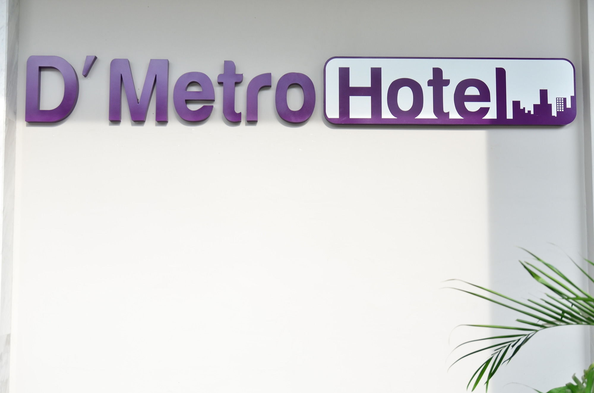 שאה אלאם D'Metro Hotel מראה חיצוני תמונה