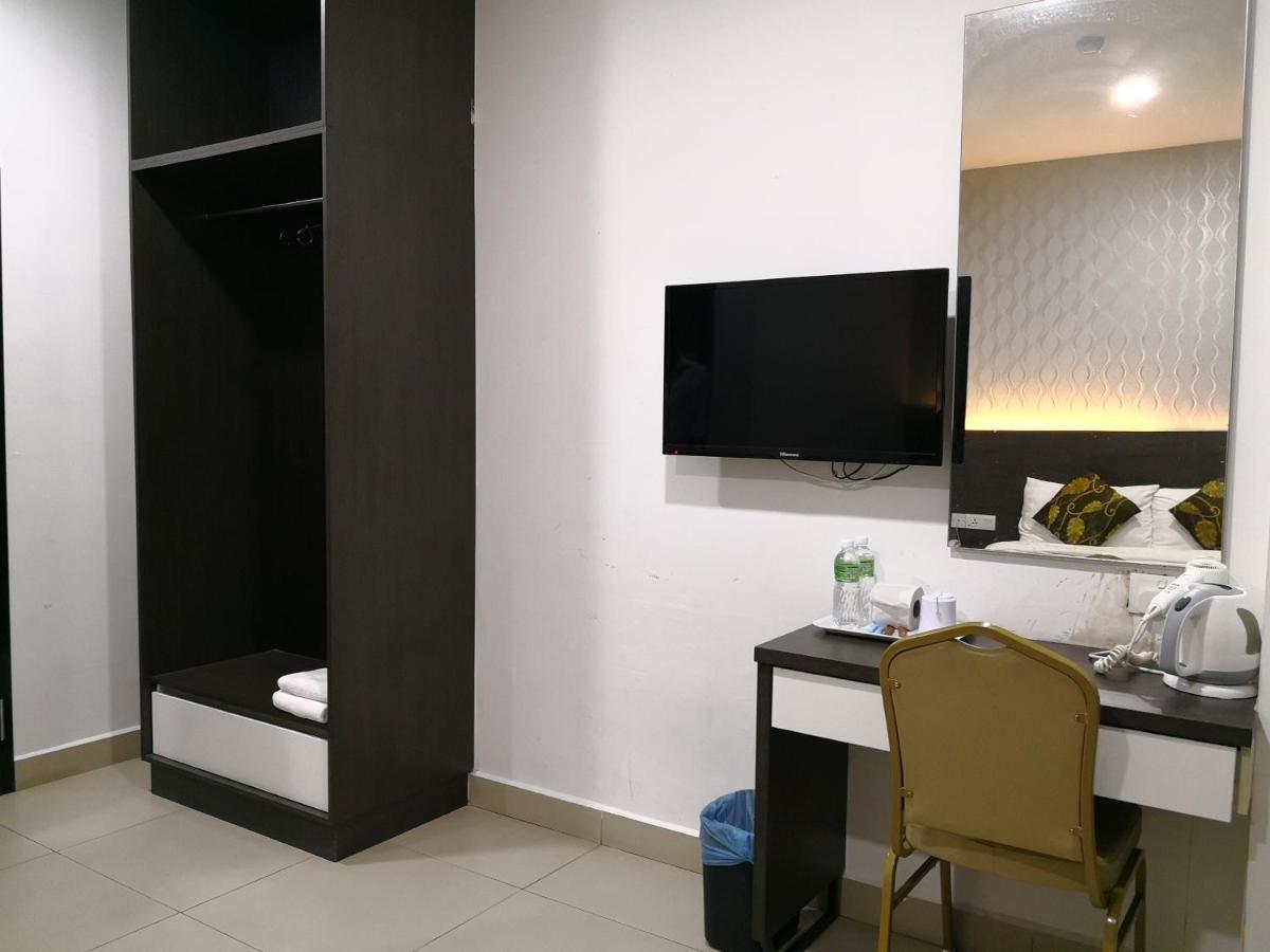 שאה אלאם D'Metro Hotel חדר תמונה